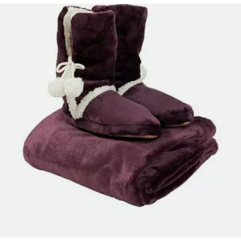 Small Plush Throw and Booties Gift